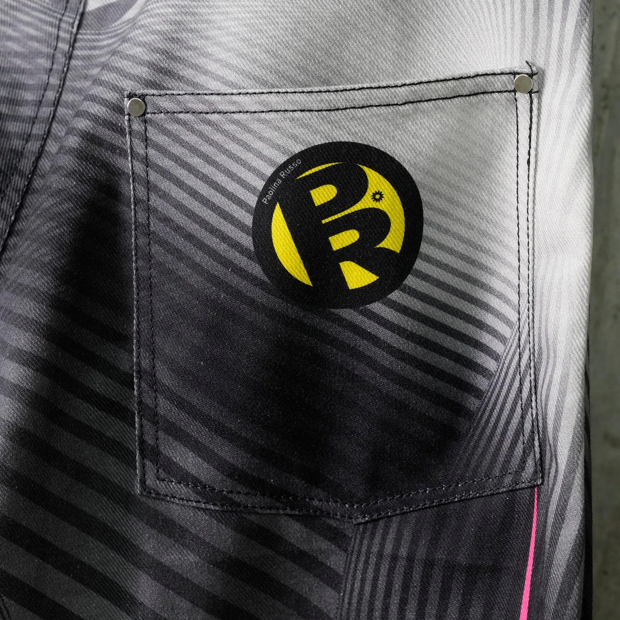 BAGGY TROUSERS / BLACK