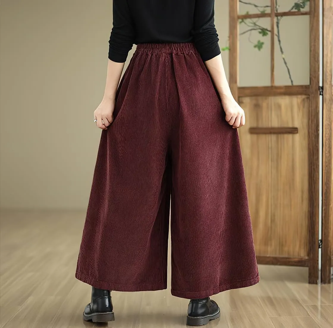 chouyatou Women's Fall Casual Wide Leg Baggy Corduroy Pants Elastic Waist Baggy Culotte Loose Trousers