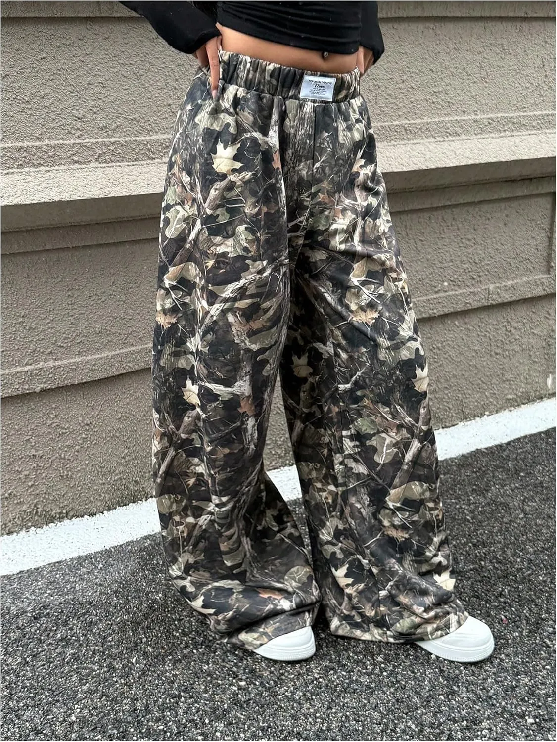 OYOANGLE Women's Camo Print Elastic High Waist Pants Wide Leg Baggy Trousers Streetwear