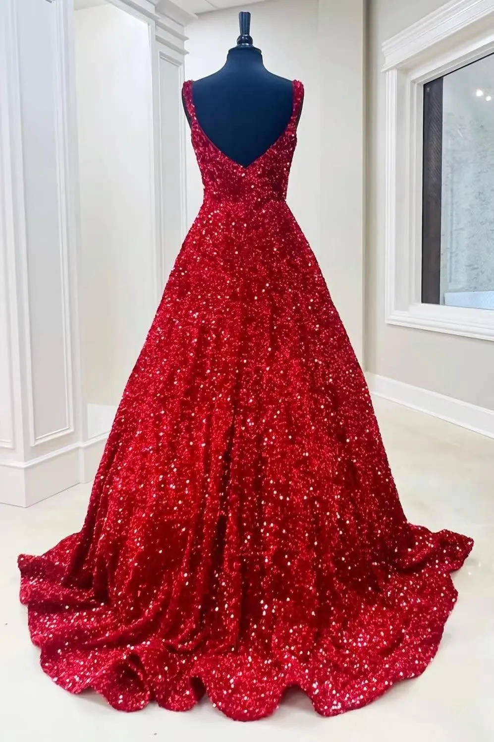 Sparkly Sequins A Line Prom Dresses Long Spaghetti Straps Party Dresses Backless Wide Hem Ball Gowns for Women