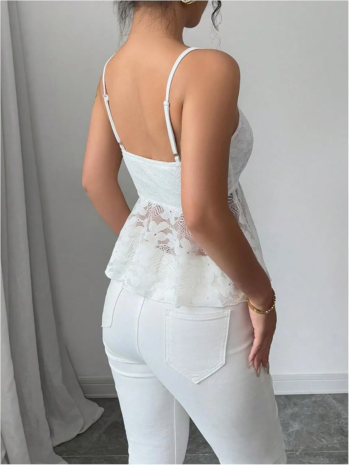 Verdusa Women's Fairycore Bow Lace Camisole Sheer Asymmetrical Sleeveless Peplum Tops