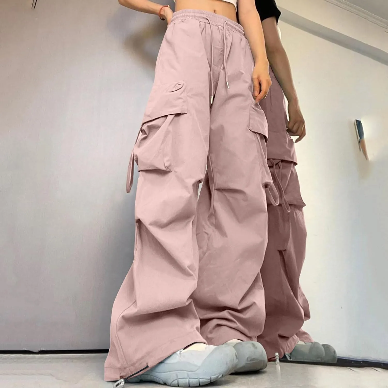 Women's Wide Leg Cargo Pants Y2k Baggy Parachute Pants Drawstring High Elastic Trousers with Pockets(Plus Size)